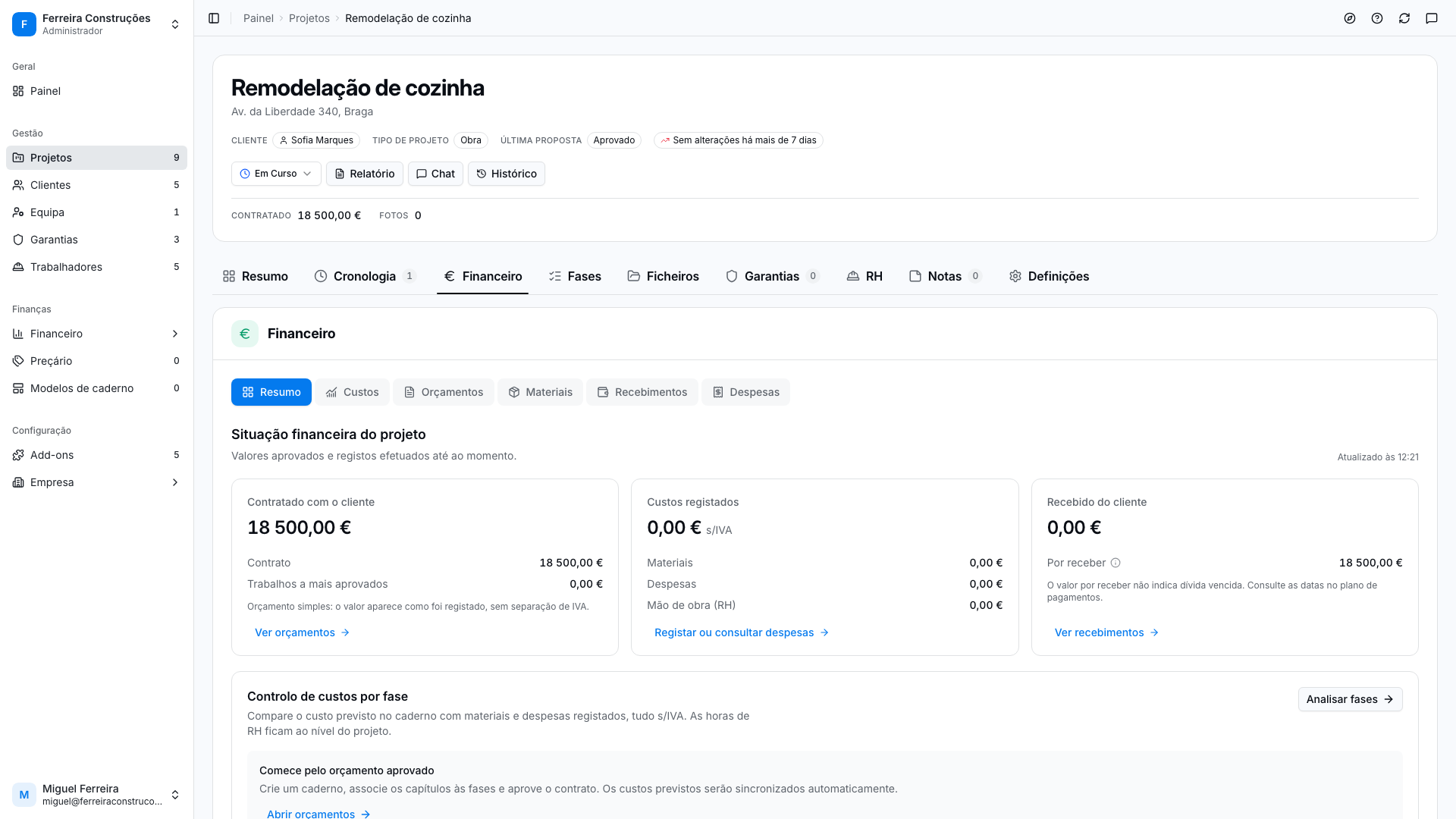 Resumo financeiro de um projeto com orçamento simples, com o valor por receber sem indicação de IVA